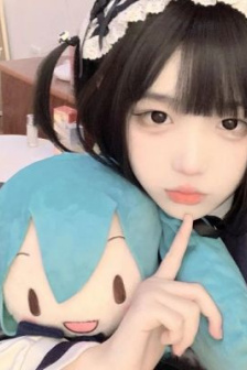 忘穿内裤被同桌摸了一节课